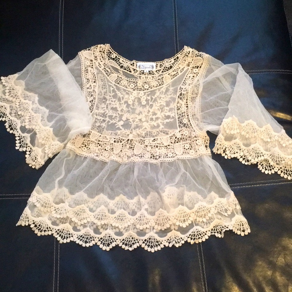 Shyanne lace top!